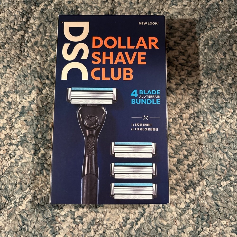 4 Blade Razor Bundle - Black and Blue